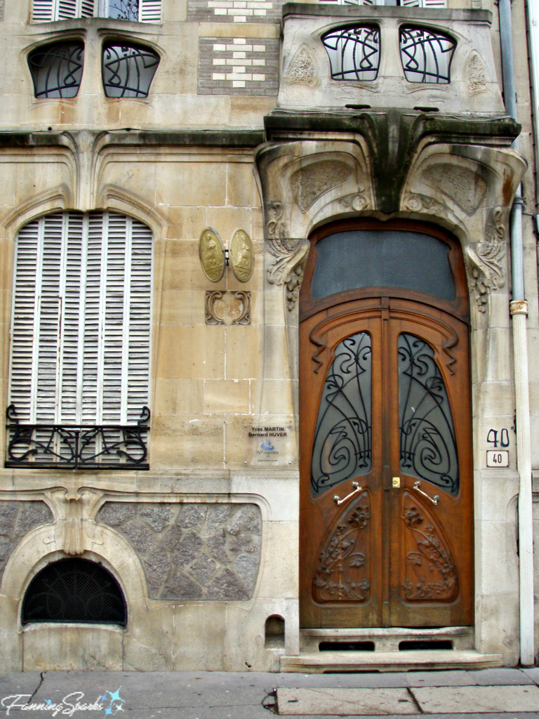 Art Nouveau facade at 40 cours Léopold in Nancy France @FanningSparks