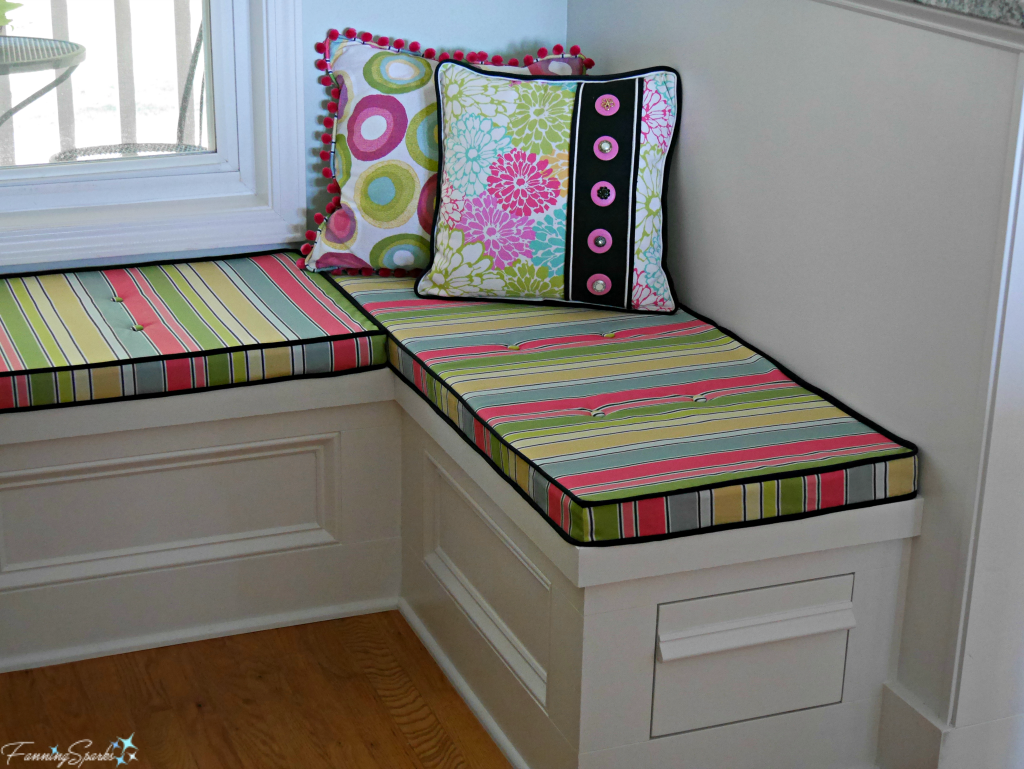 New banquette constructed in kitchen. @FanningSparks