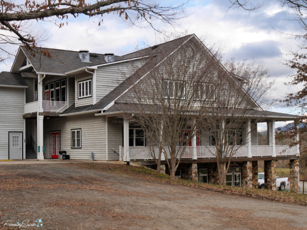 Davidson Hall Studios and Housing at John C Campbell Folk School.   @FanningSparks