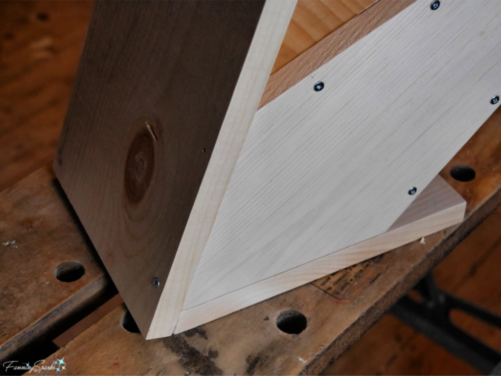 Attaching Roof for DIY Bluebird-Approved Birdhouse.  Tutorial at FanningSparks.   @FanningSparks