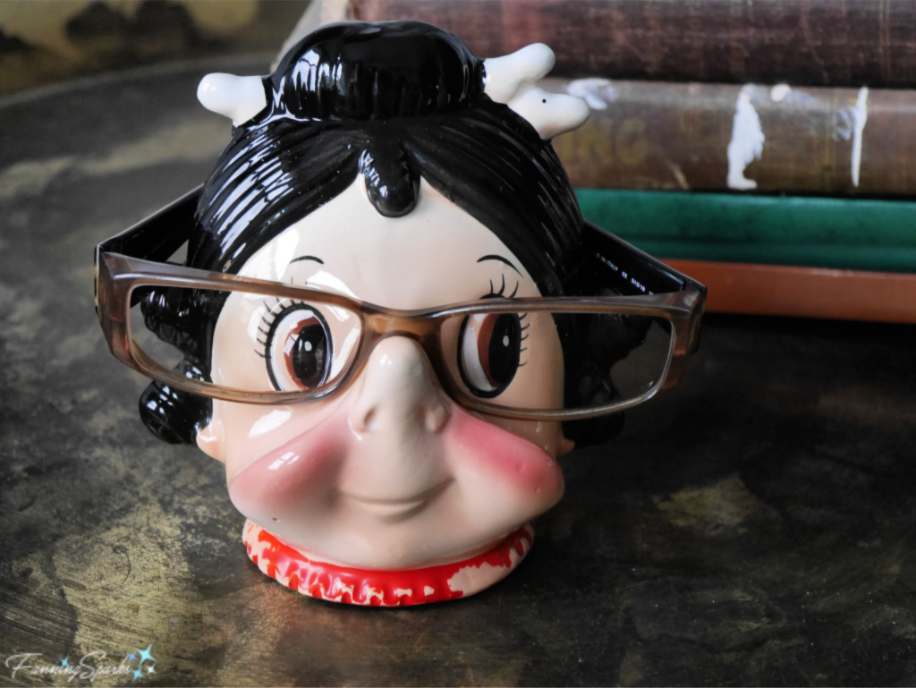 Vintage Glasses Holder.  An Everyday Thing That Isn’t Every Day.  @FanningSparks