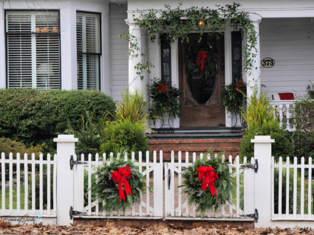 Welcoming Wreaths Spotted on Main Street during Madison Holiday Tour of Homes   @FanningSparks