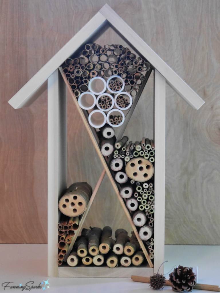 Inserting Nesting Materials in the AirBee-n-Bee House @FanningSparks