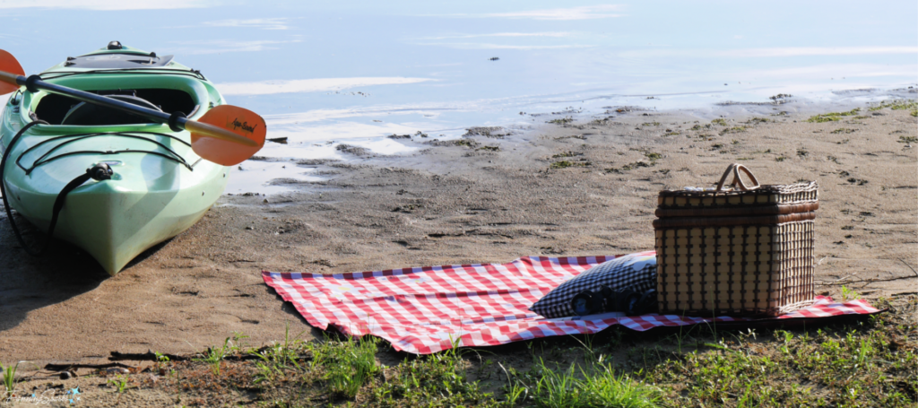 Ultimate Picnic Blanket on Shores of Lake Oconee with Kayak @FanningSparks