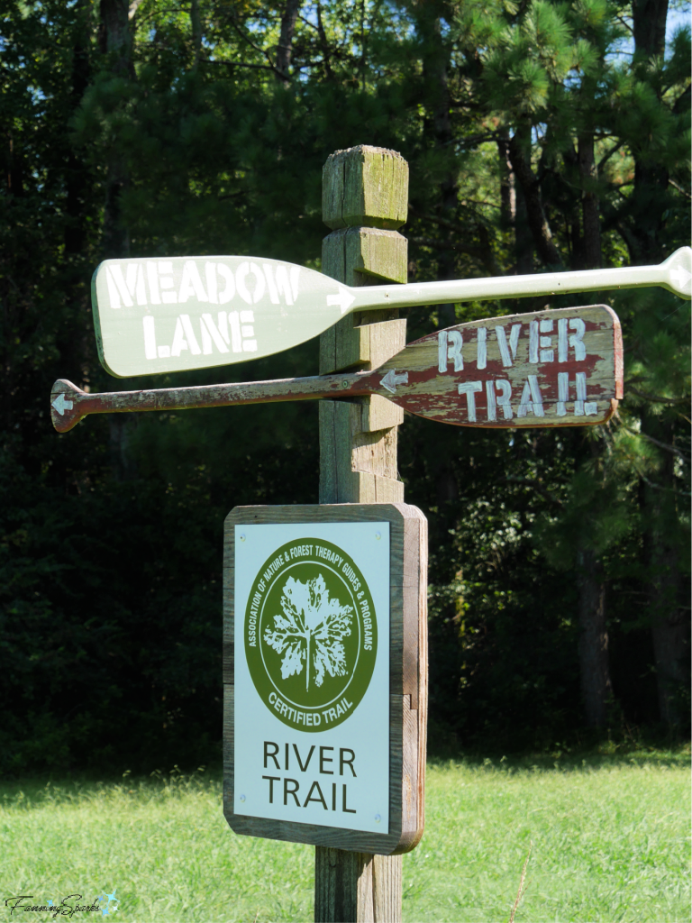 River Trail Sign Post   @FanningSparks