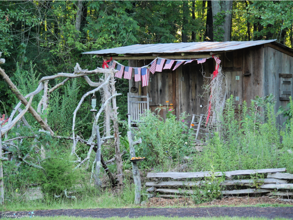 Rustic Cabin at Butterflies & Blooms   @FanningSparks