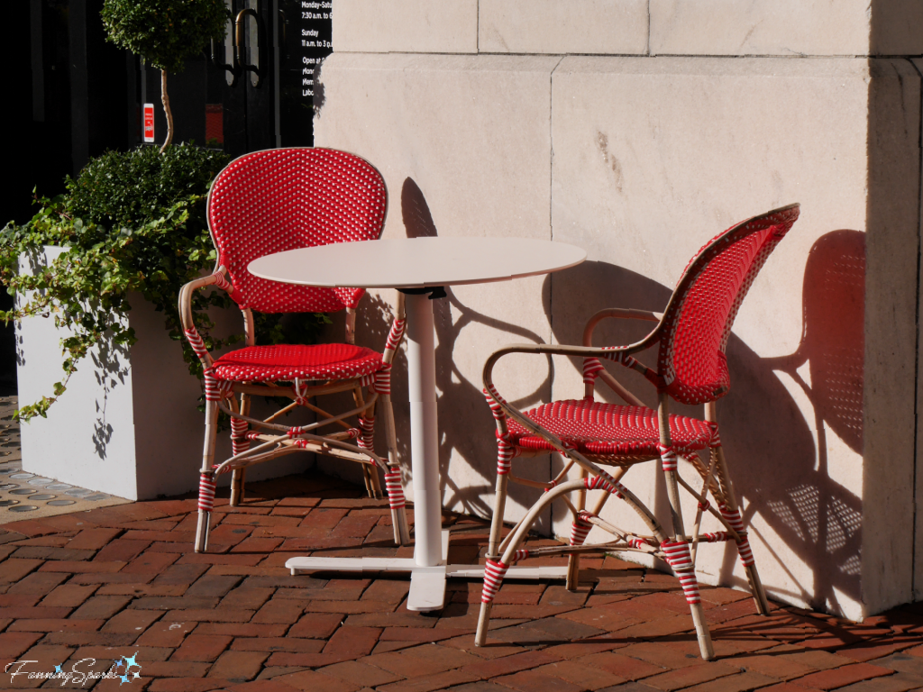 Red Chairs at Café in Savannah   @FanningSparks