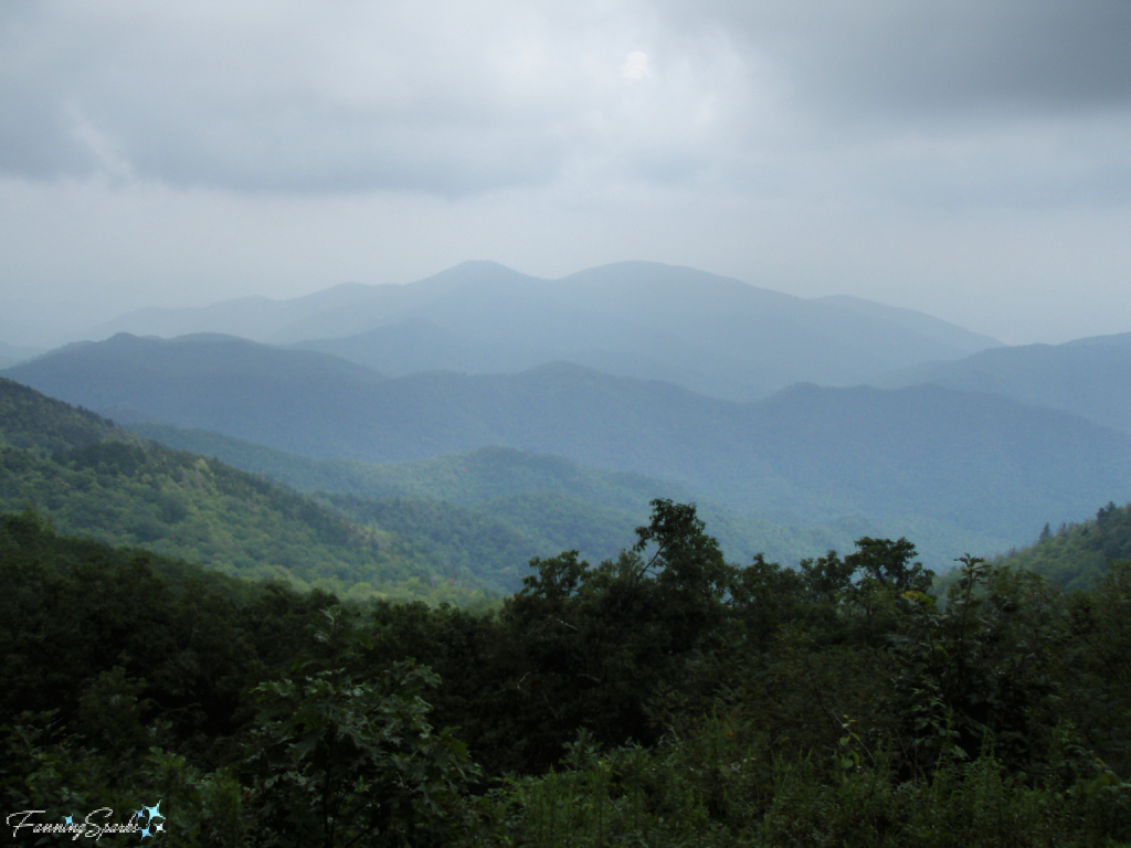 Blue Ridge Mountains from Blowing Rock NC USA   @FanningSparks