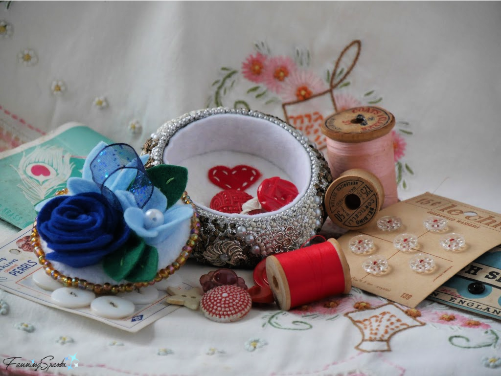 Bangle Keepsake Box Holding Vintage Buttons    @FanningSparks