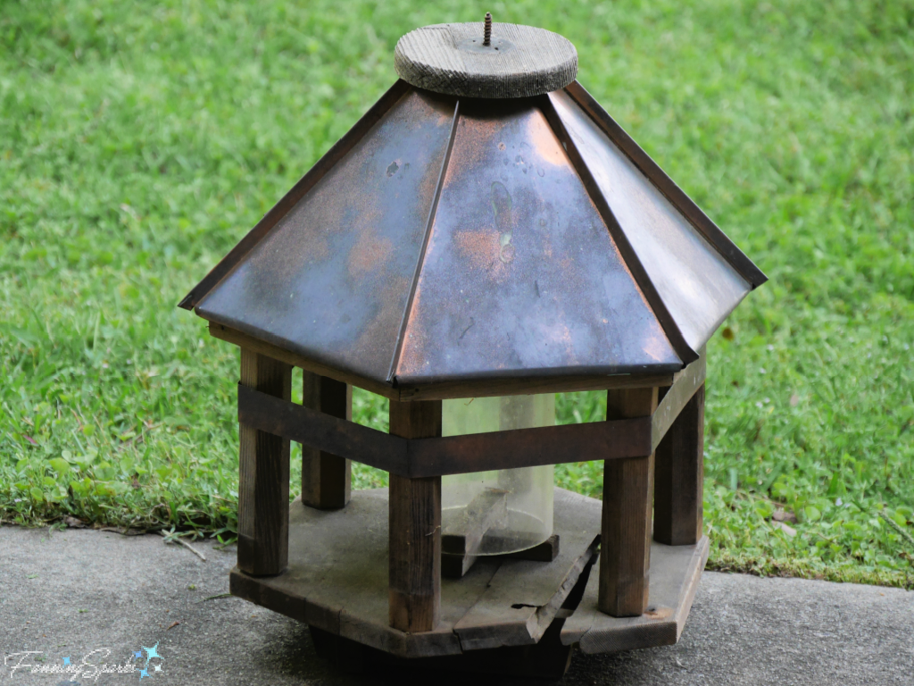 Old Copper-Roofed Birdfeeder   @FanningSparks