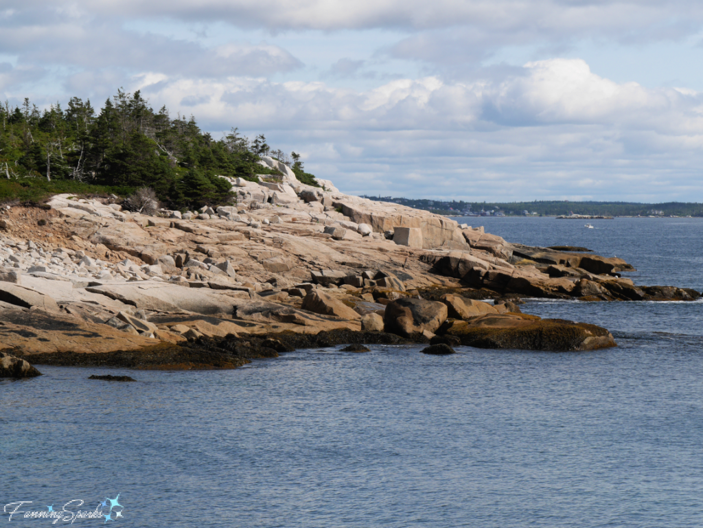 Coastline of Island Rock Head Nova Scotia   @FanningSparks