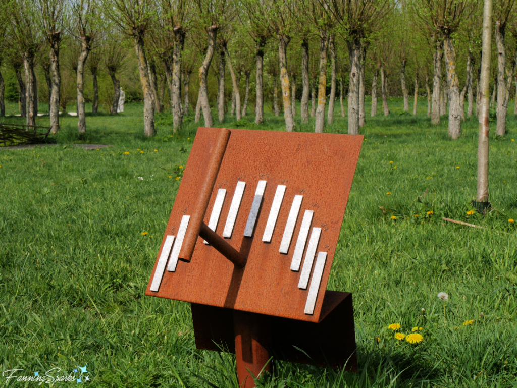 Sundial at Delft Land Art Park   @FanningSparks