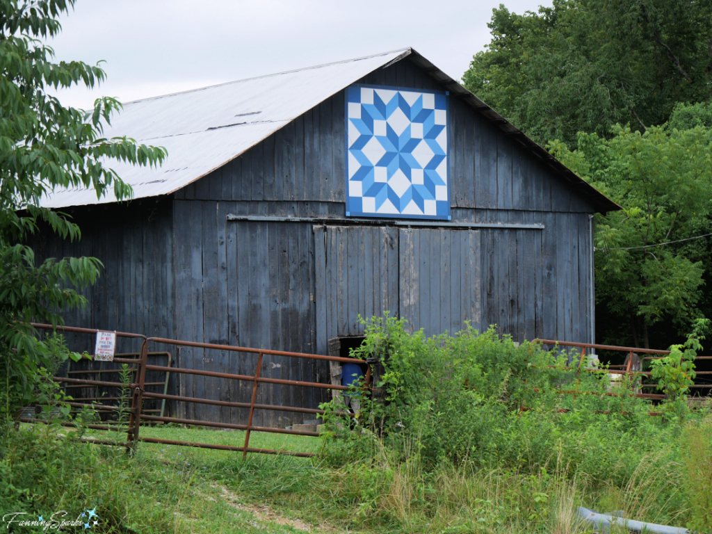 Barn Quilt – Carpenters Square - Ravenna Kentucky   @FanningSparks