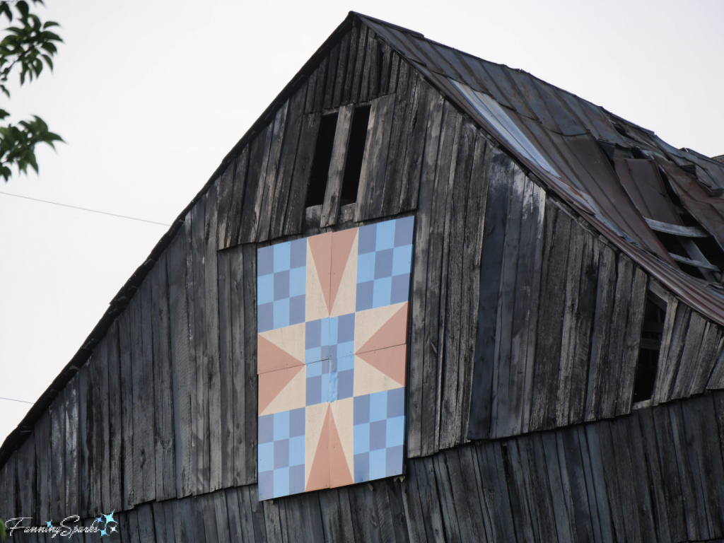 Barn Quilt – Nine Patch Star – Richmond Kentucky – Close   @FanningSparks