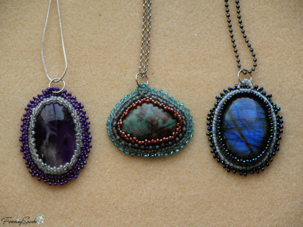 Bead-Embroidered Semi-Precious Stone Pendant by Class Participants   @FanningSparks