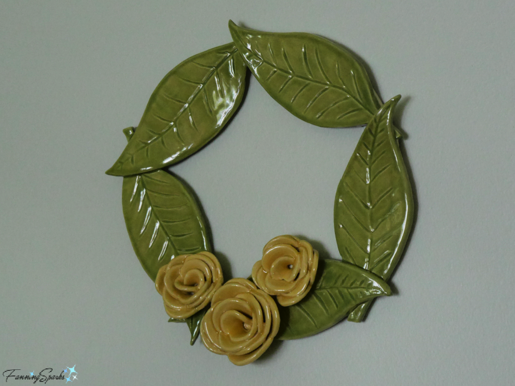 Ceramic Leaf and Roses Wreath on Wall   @FanningSparks