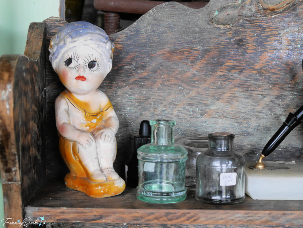 Flapper Girl at Myles From Nowhere Antiques   @FanningSparks