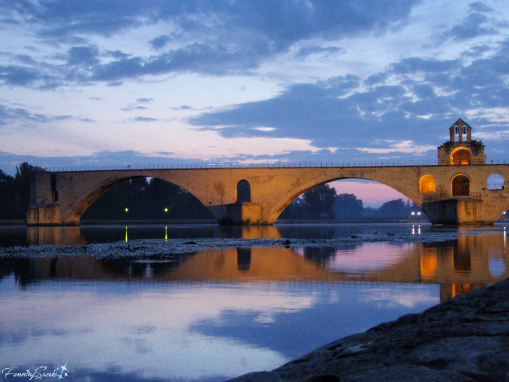 Early Morning Avignon Bridge France @FanningSparks