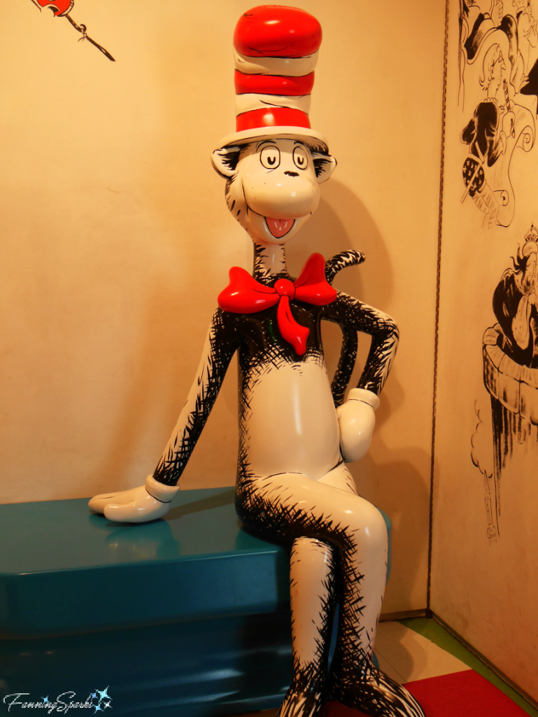 The Cat in the Hat Poses for Photos at The Amazing World of Dr Seuss Museum   @FanningSparks 