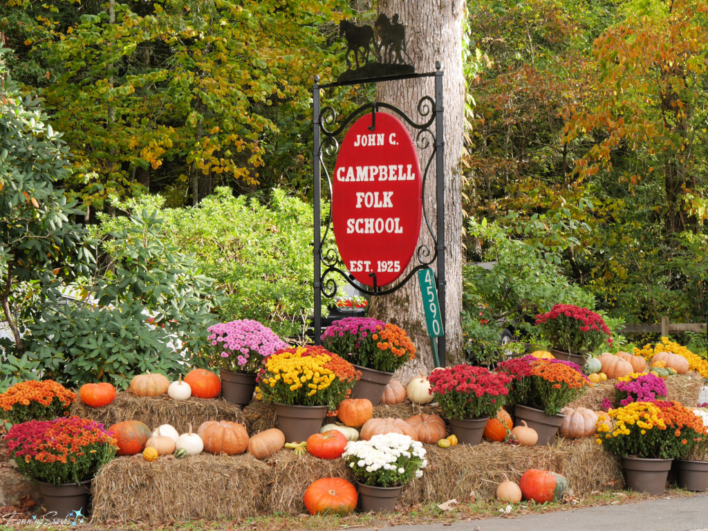 John C Campbell Folk School Sign   @FanningSparks