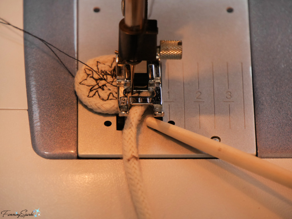 Zigzagging Coiled Rope Center for Spiral Circle   @FanningSparks