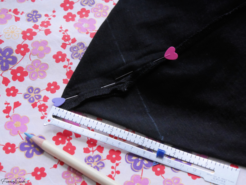 Making Box Corners on Bottom of Cut-and-Sew T-Shirt Bag  @FanningSparks