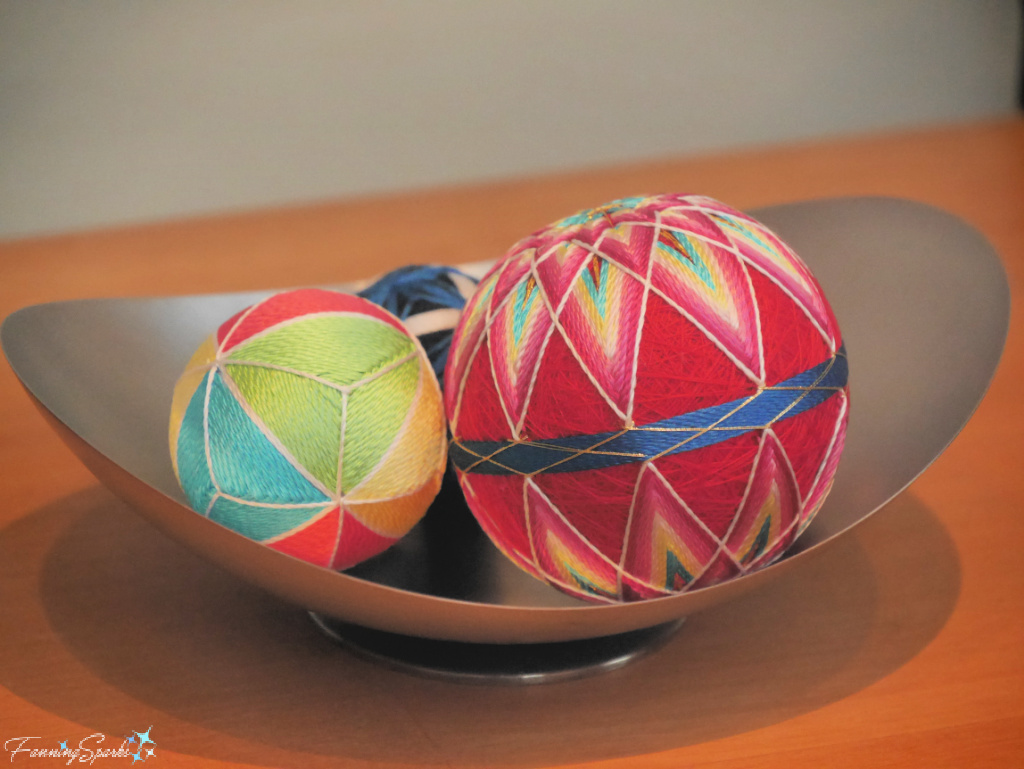 Different Sized Temari by Kaga Temari Mariya   @FanningSparks