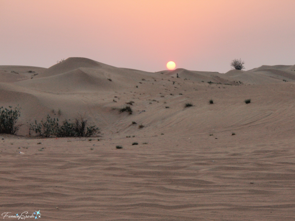 UAE Desert at Sunset   @FanningSparks