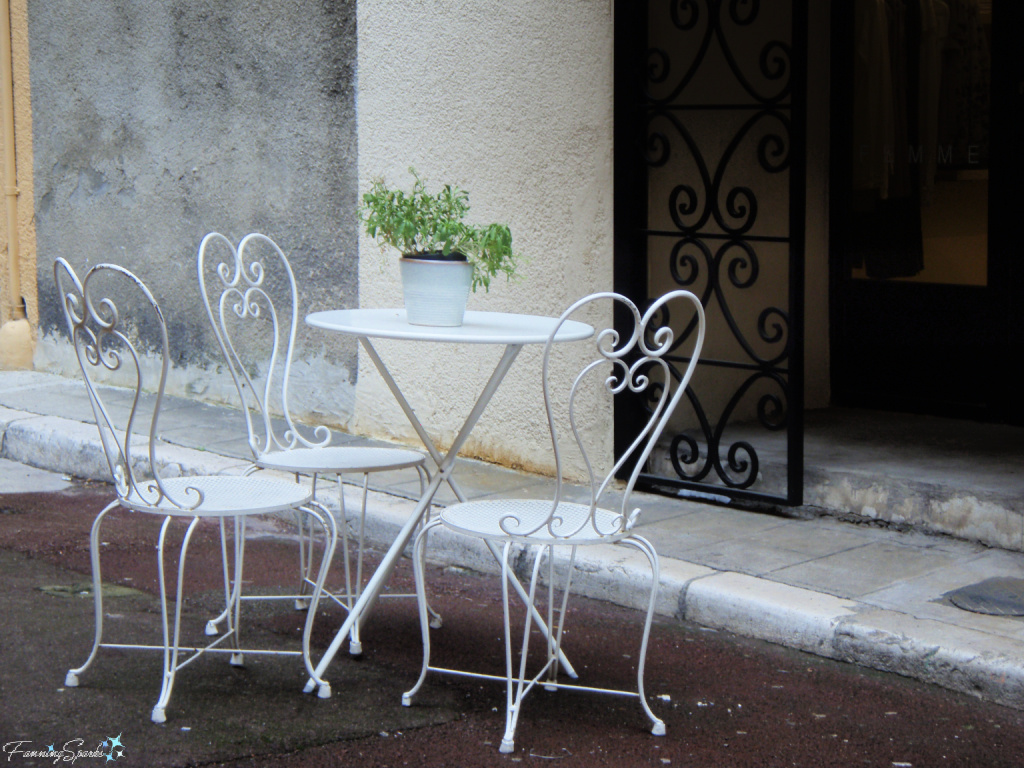 Bistro Seating in Nice France   @FanningSparks