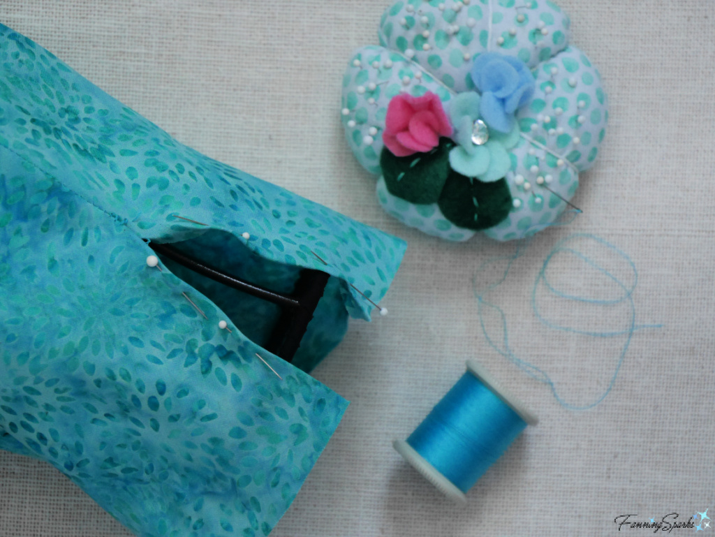 Hand-sew Opening on Upcycled Accent Lamp Shade   @FanningSparks