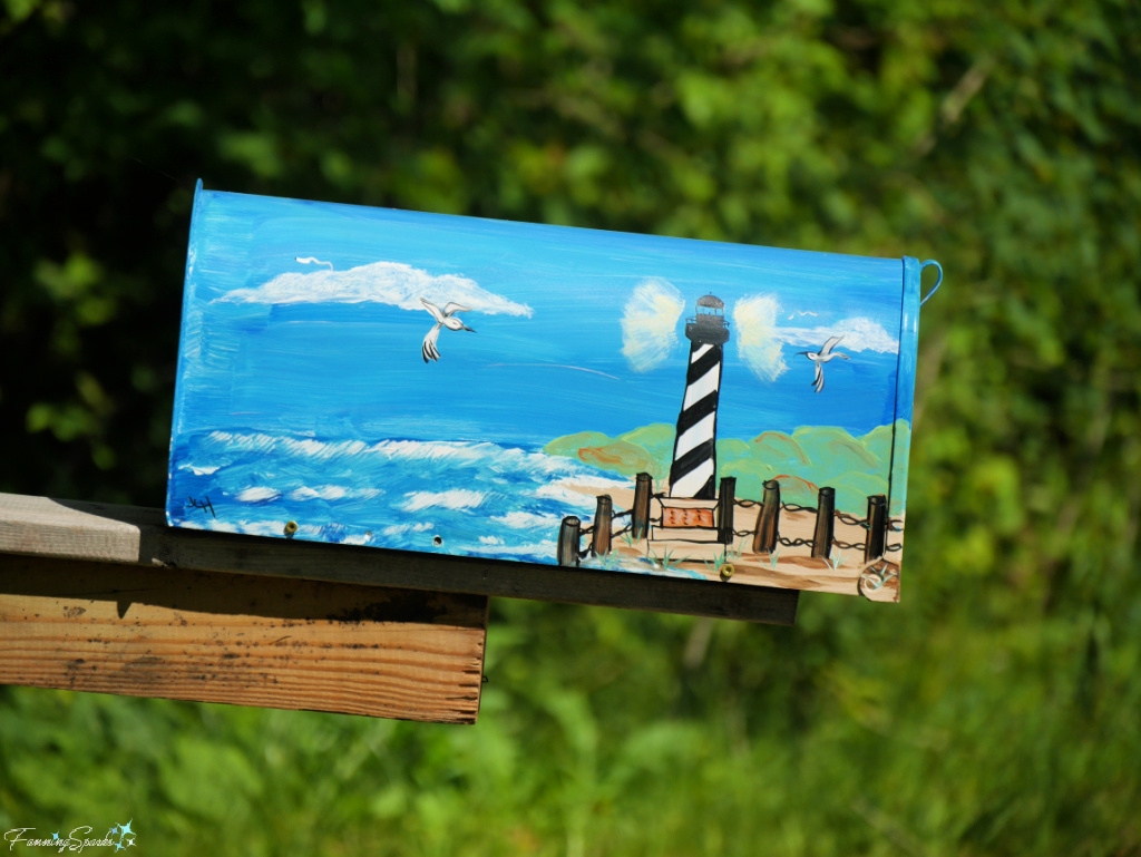 Hand-Painted Beach Themed – Left Side - Mailbox in Maine   @FanningSparks