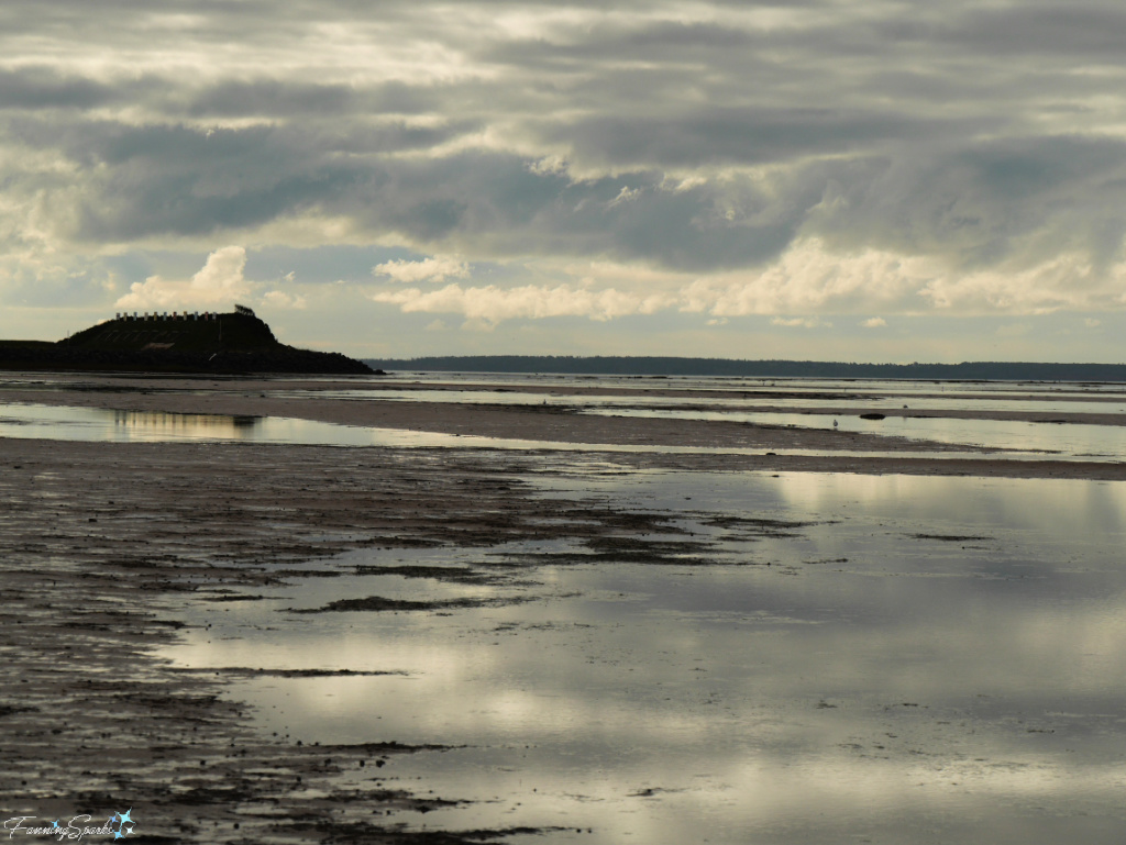 Beach at Tea Hill Park on Hillsborough Bay PEI   @FanningSparks