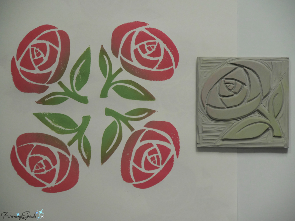 Printed Rotating Rose Motif   @FanningSparks