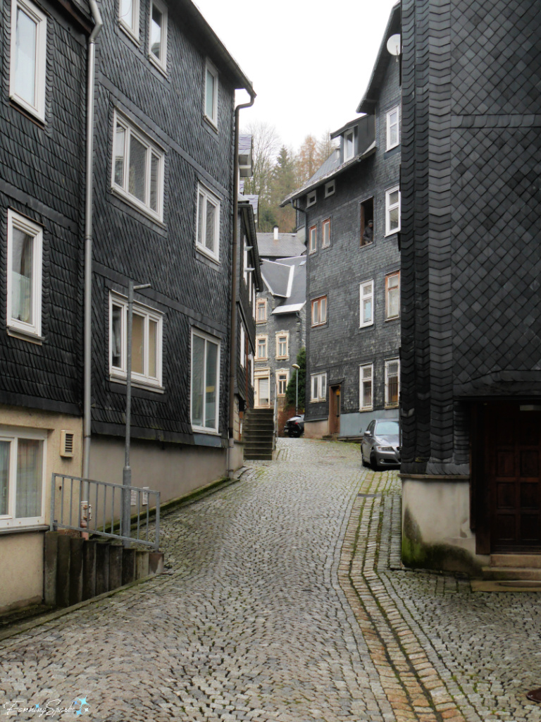 Alley in Lauscha Germany   @FanningSparks