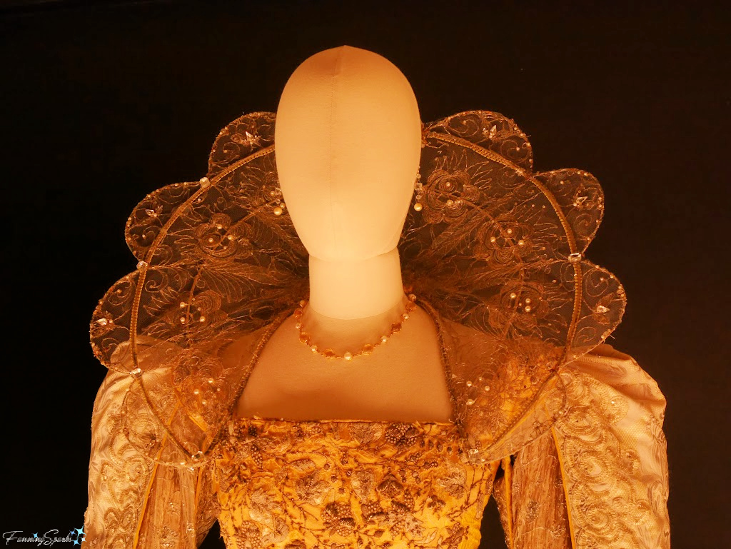 Viola De Lesseps Costume from Shakespeare in Love by Sandy Powell   @FanningSparks