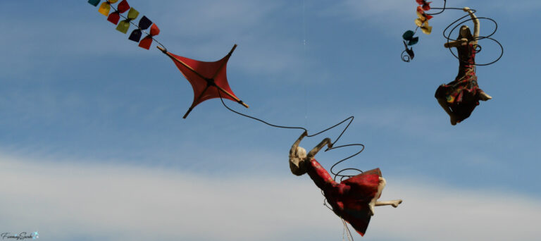 Kite-Flying Ladies by Sarena Mann @FanningSparks