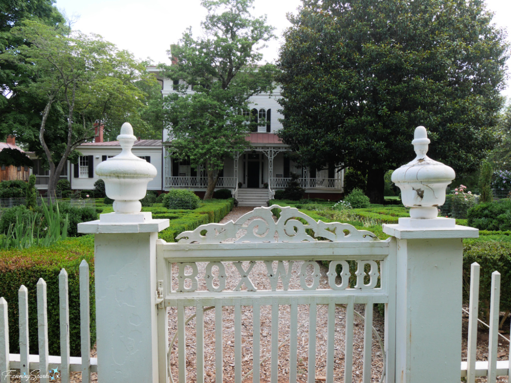 Boxwood at 357 Academy Street in Madison Georgia   @FanningSparks