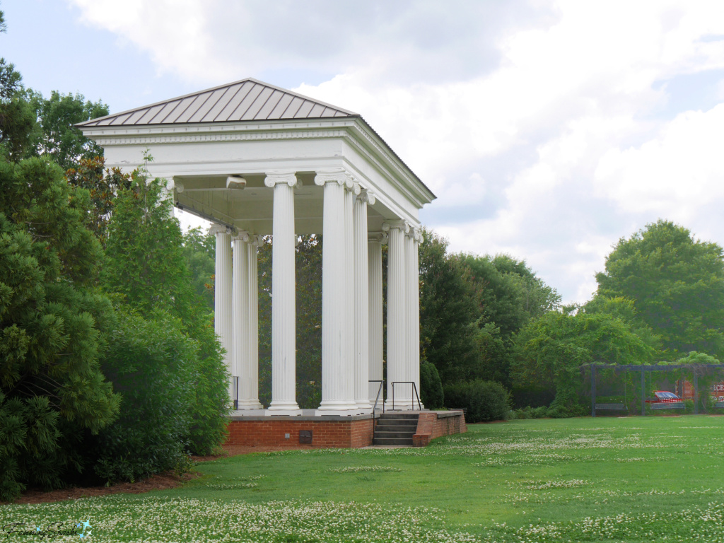 Grand Stage in Town Park in Madison Georgia   @FanningSparks
