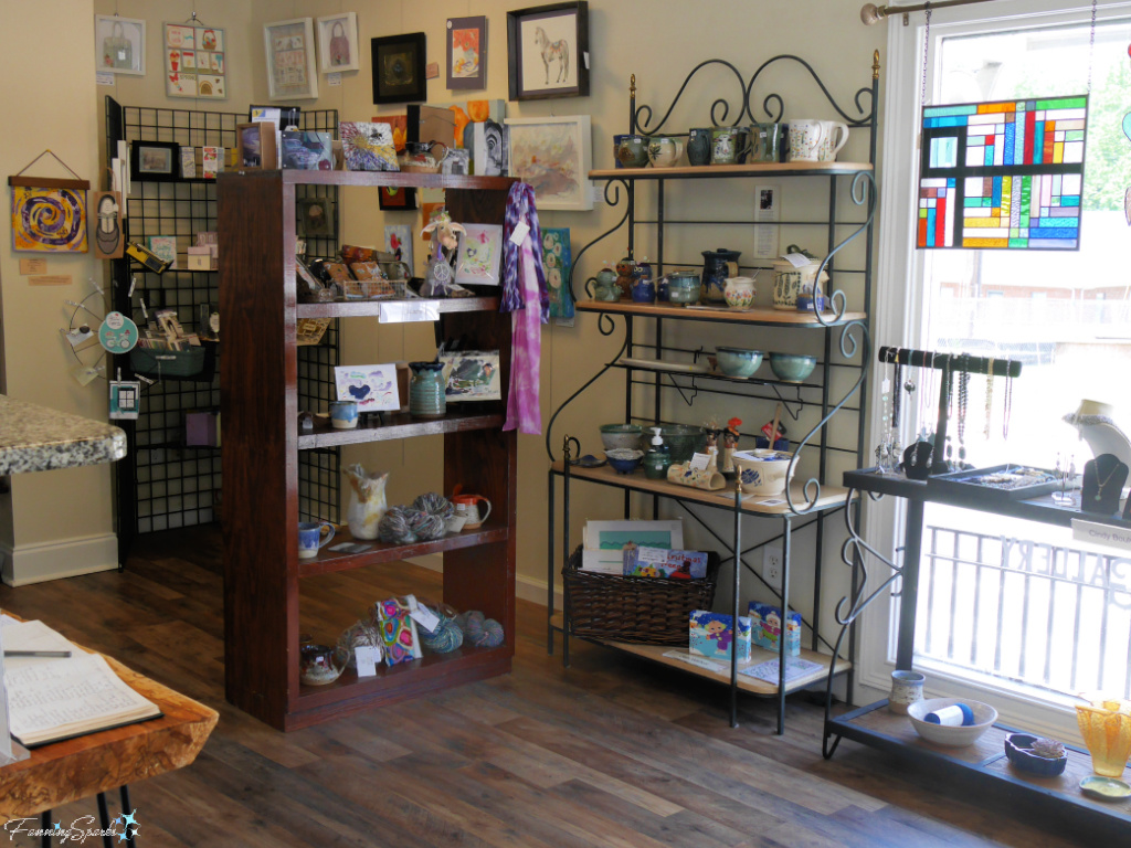 Hemlock Studio Gallery in Clarkesville Georgia   @FanningSparks