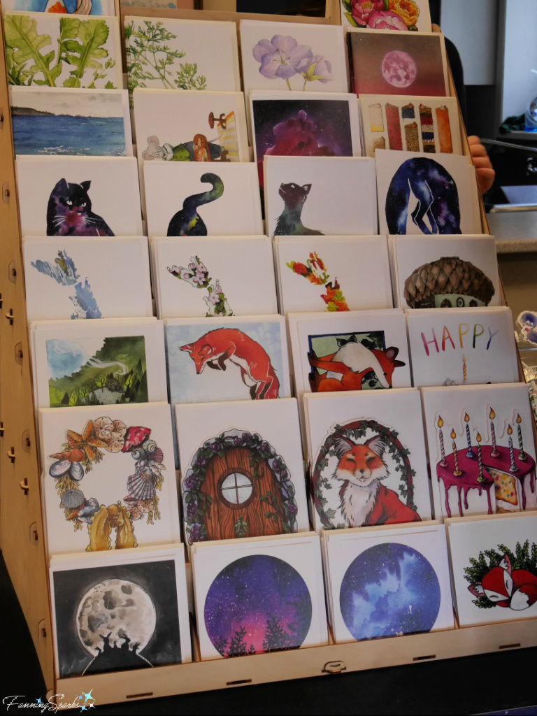 Illustrations by Sarah Christie   @FanningSparks