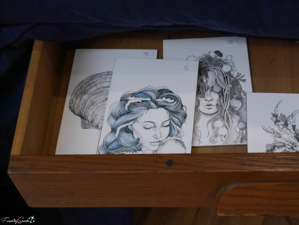 Linocut Printing by Erin Hollingshead   @FanningSparks