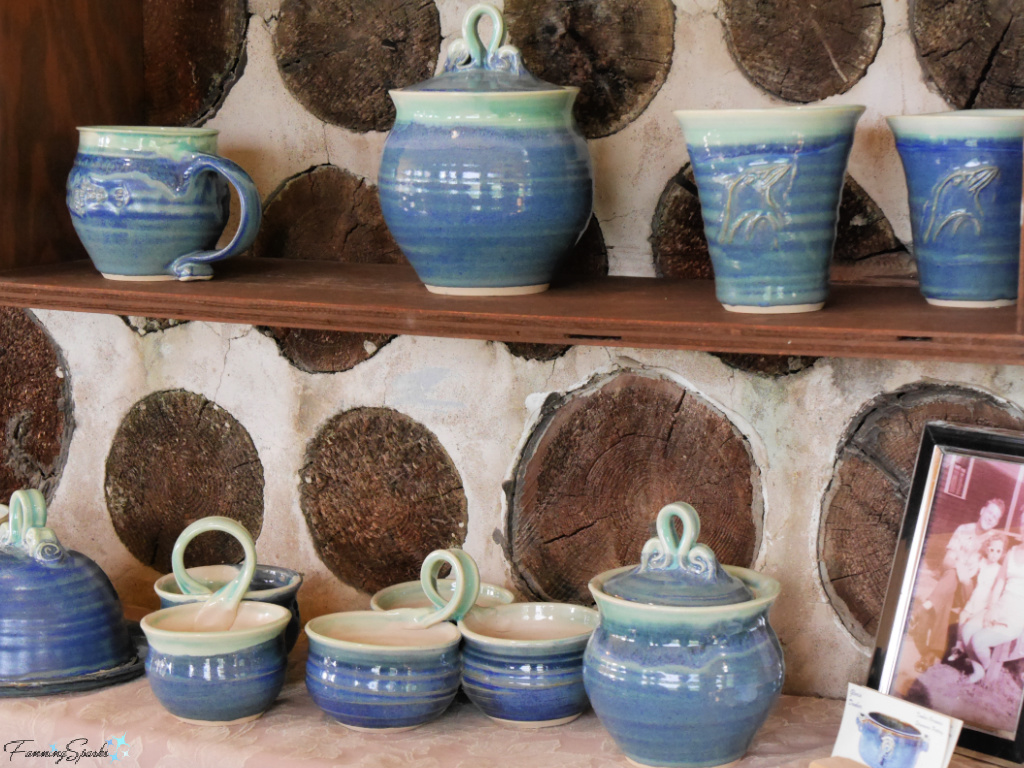 Stoneware Pottery by Gloria Dunbar   @FanningSparks