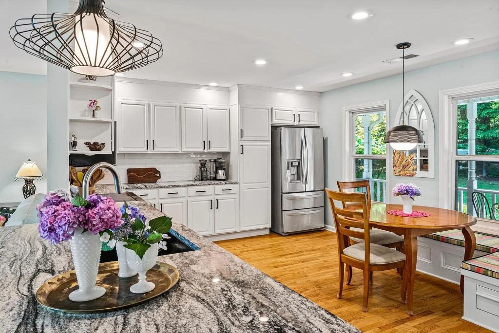 Lake Oconee House - 6 Kitchen from LR
