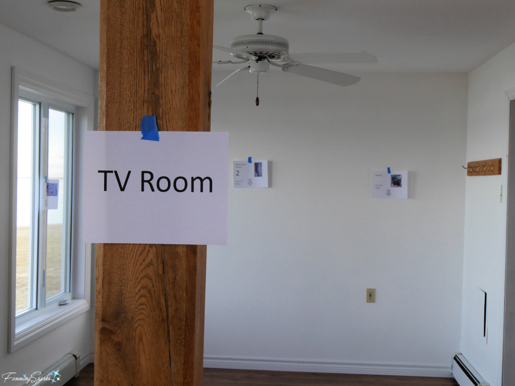 TV Room Sign for Movers   @FanningSparks