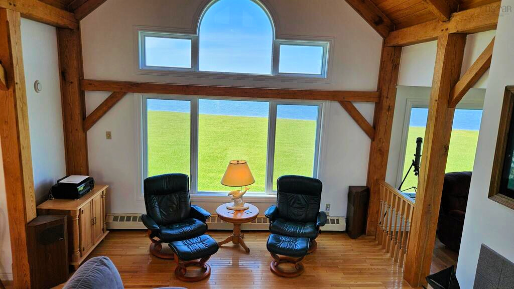 Tall Living Room Windows in Sunrise Trail House 14