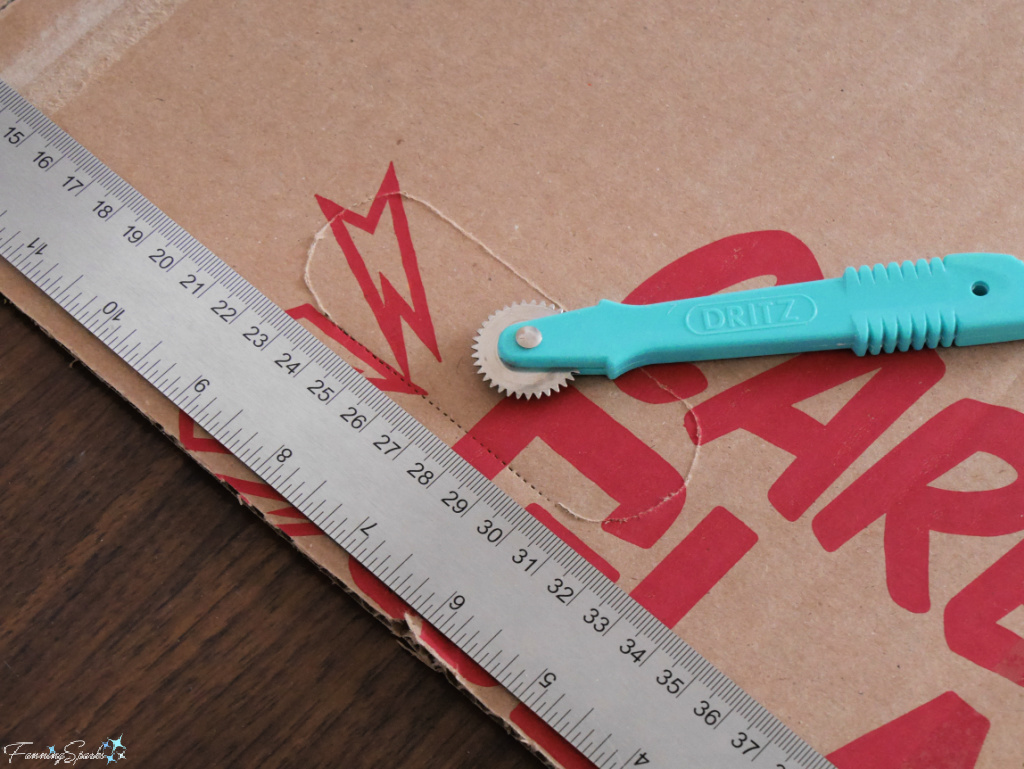 Score Cardboard with Tracing Wheel   @FanningSparks