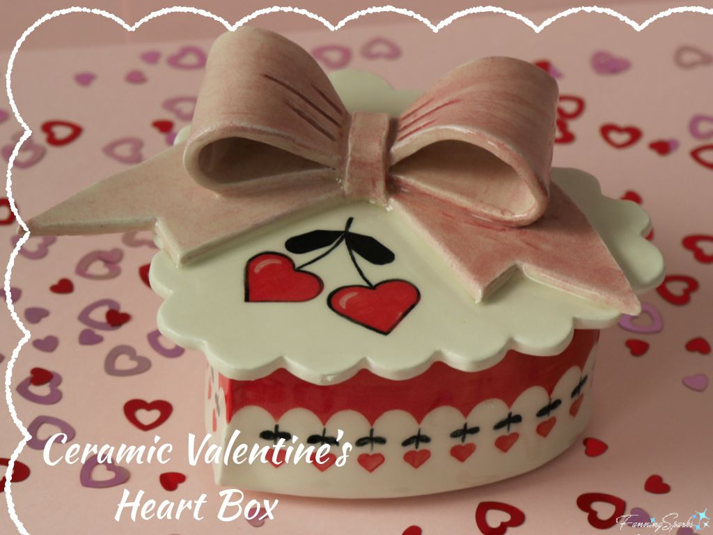 Ceramic Valentine’s Heart Box Pin   @FanningSparks