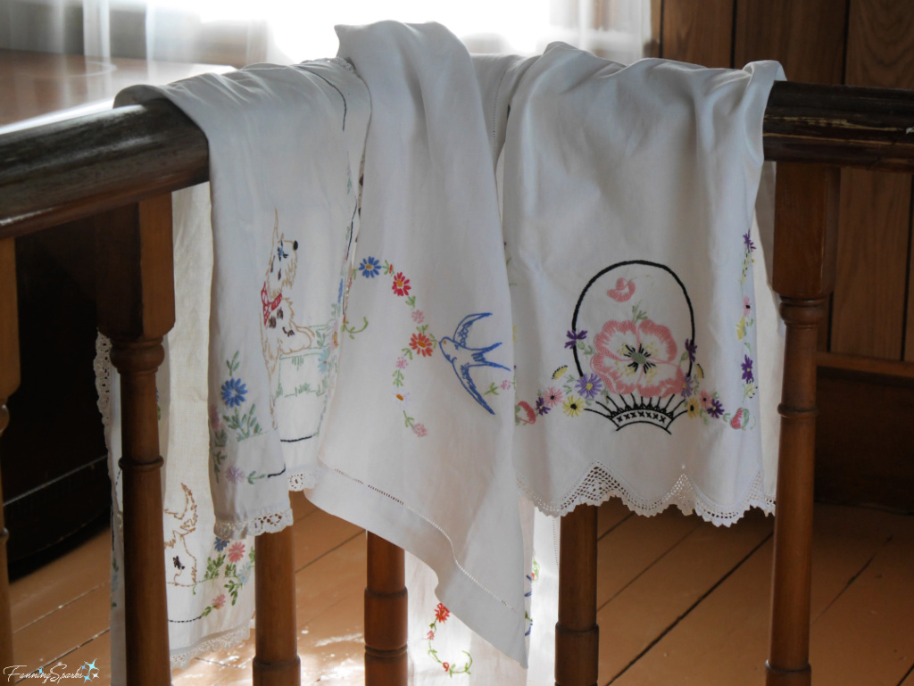 Vintage Table Runners on Staircase reg   @FanningSparks