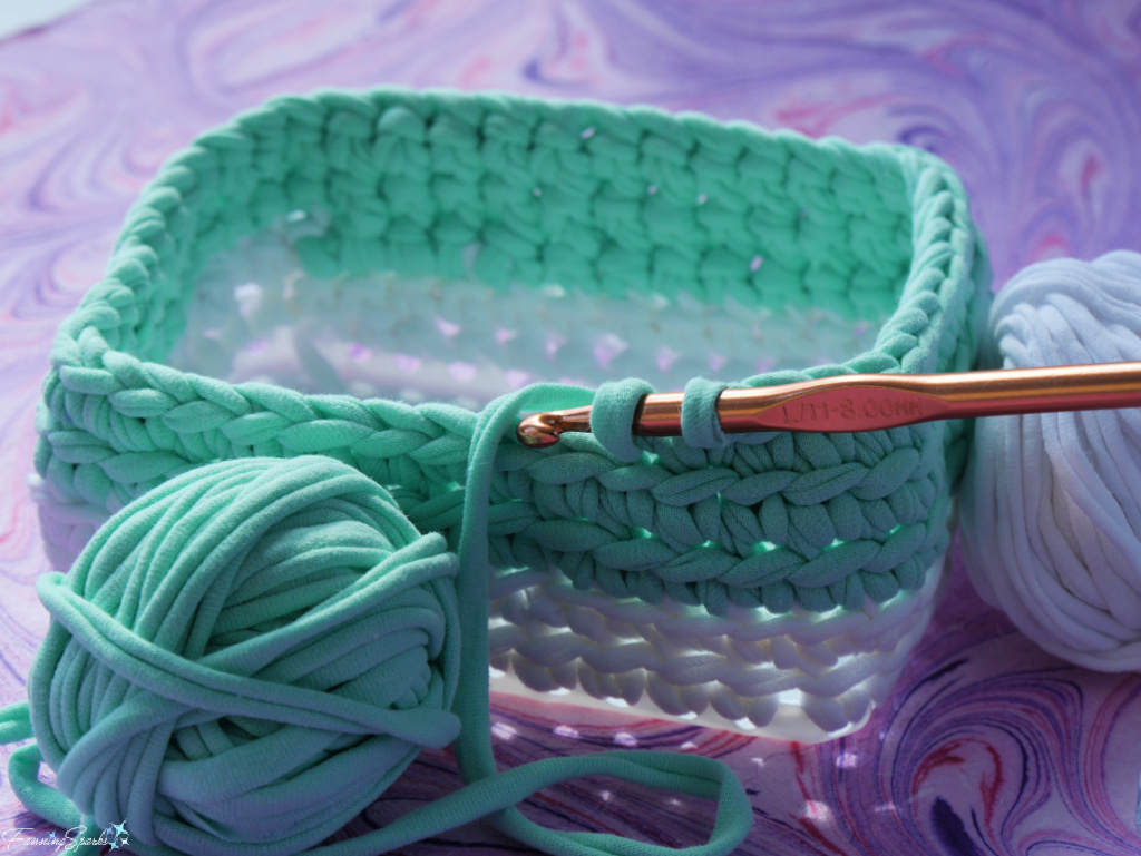 Crocheting T-Shirt Yarn Basket   @FanningSparks