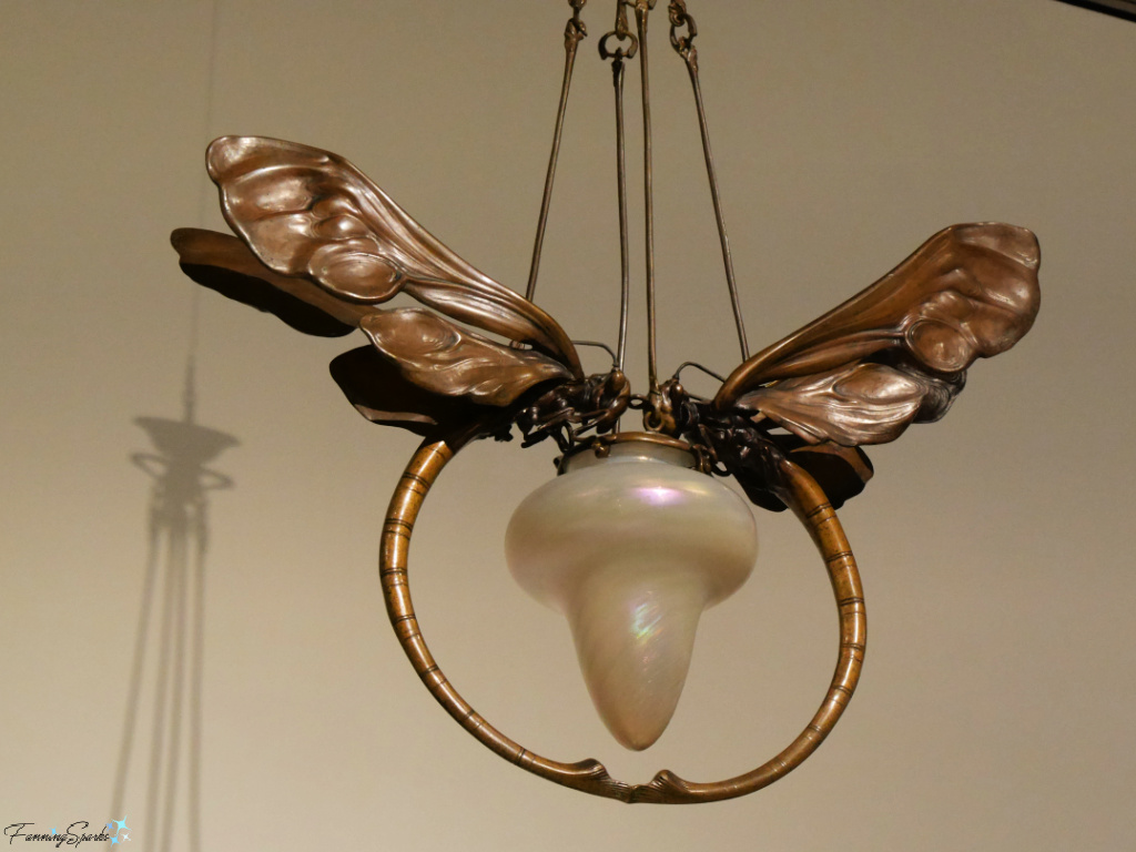 Art Nouveau Style Hanging Lamp   @FanningSparks